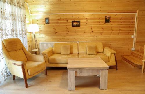 Didi Ateni Ski Chalet | Vineyard Cottages