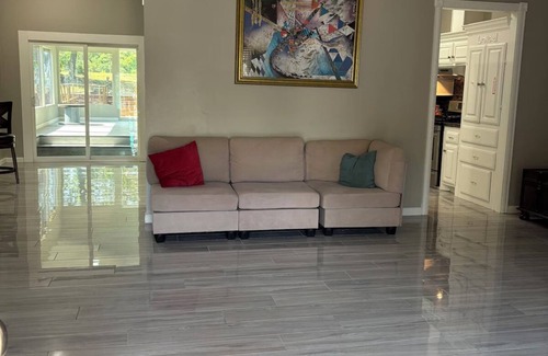 Norman Apartment | Vineyard is a quite charming little get away from life