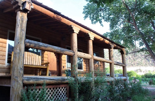 Monticello Cabin | Scenic Vineyard Views at Our Cozy Montezuma Cabin