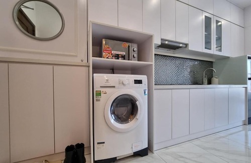 Nhat Tan Apartment | Relaxing Stay at Vinhome D'El Dorado Tay Ho, Hanoi