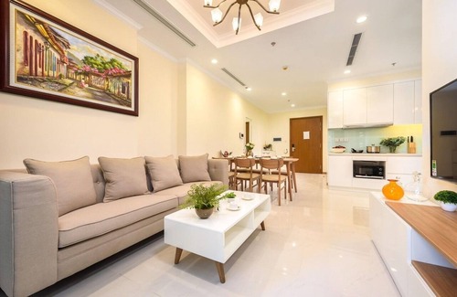 Hang Xanh Apartment | Vinhomes Central Park 2BR next to Landmark 81