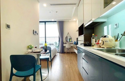 Tu Liem Apartment | Experience Vinhomes Green Bay - Luna's House: 4-Star Comfort