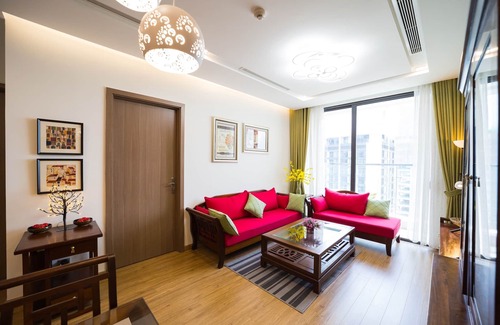 Ba Dinh House | Elegant Vinhomes Metropolis Apartment with Pool & Breakfast