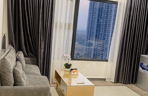 Tu Liem Apartment | Family-Friendly Getaway at Vinhomes Smart City