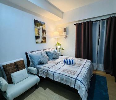 Phil-Am Apartment | Stylish Vinia Infinity Studio II: WiFi, Netflix & Pool Access