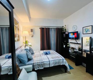 Phil-Am Apartment | Stylish Vinia Infinity Studio II: WiFi, Netflix & Pool Access