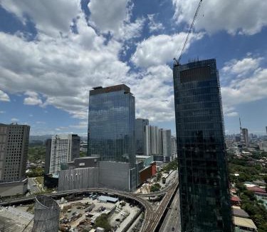 Phil-Am Apartment | VINIA INFINITY STUDIO 4 near MALLS and MRT STATION