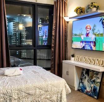 Phil-Am Apartment | Vinia Studio for 3Pax