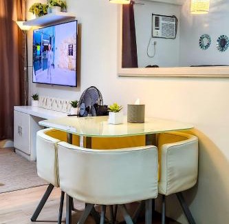 Phil-Am Apartment | Vinia Studio for 3Pax