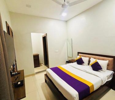 Bharatpur Hotel | Relax at Hotel Amar Vilas & Resort with Ocean Views