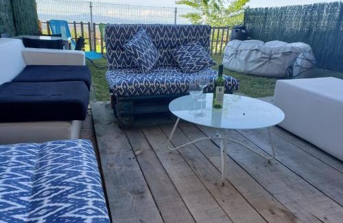 Sojuela Apartment | Inviting Vino Montaña: Family-Friendly Stay with Netflix