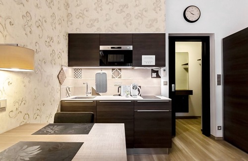 Prague 2 Hotel | Discover Vinohradský dům: 4-Star Hotel with Spa & Breakfast