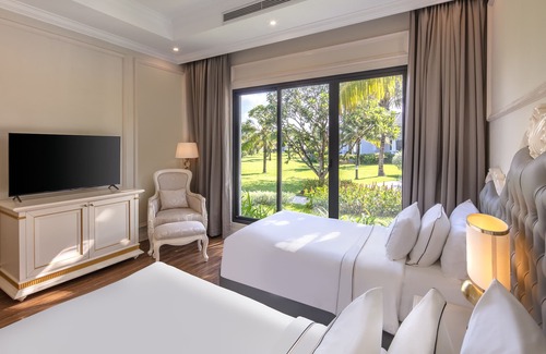 Loc Ha Hotel | Experience Melia Vinpearl Cua Sot Beach Resort Getaway