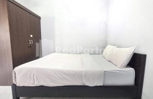 Kebasen Hotel | Budget-Friendly Vins Homestay Kroya Mitra for Families