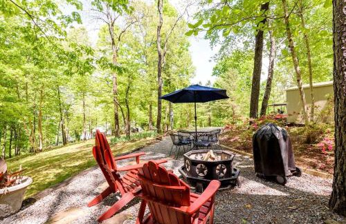Crane Hill House | Vintage Airstream Trailer for a Glamping Escape in Alabama