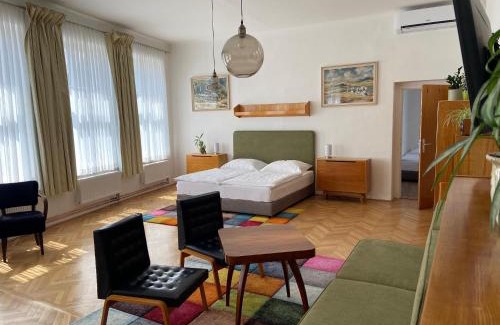 Litomysl Apartment | Charming Vintage Apartment in the Heart of the City