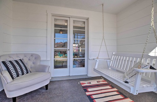 Bishop Cottage | Charming Vintage Bishop House with Porch Swing in Downtown