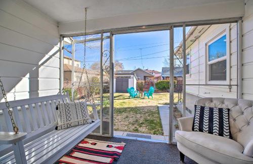 Bishop House | Delightful Vintage Bishop House in Downtown with Porch Swing