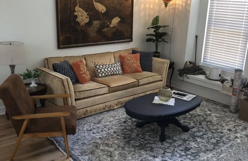 Fort Smith House | Guest Rated 10/10: Vintage Chalet on Riviera Awaits You