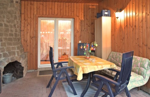 Mechelgruen House | Charming Vintage Holiday Home in Trieb with Terrace Access
