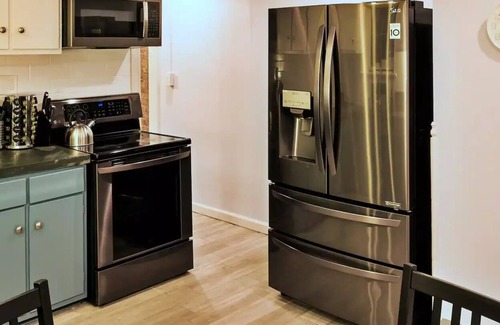 Allentown House | Vintage Retreat Near Dorney Park & Bethlehem Attractions