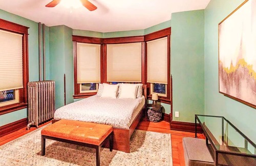 Allentown House | Vintage Retreat Near Dorney Park & Bethlehem Attractions