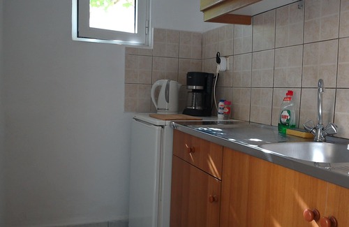 Vori House | Quaint Vintage House in Vori: Family-Friendly Rooms