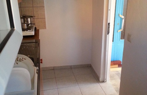 Vori House | Quaint Vintage House in Vori: Family-Friendly Rooms
