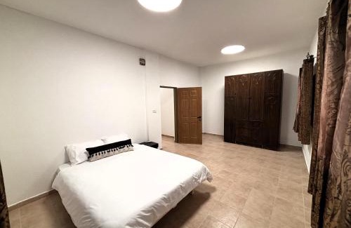 Daliyat al-Karmel House | Cozy Villa in Charming Village - Child Friendly Retreat