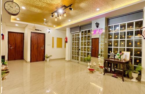 Indira Nagar House | Vintage-Inspired Hotel with Family-Friendly Amenities