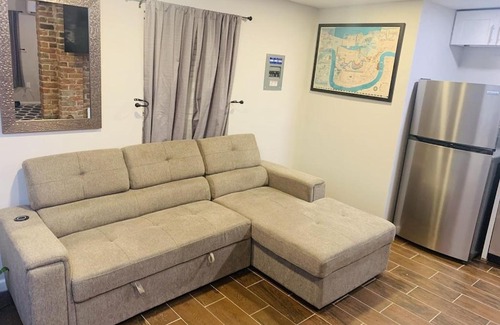 Uptown Historic District Apartment | Hidden Gem in Uptown: Walk to Attractions, Renovated Comfort