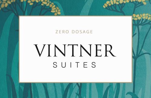 Neustadt-Diedesfeld Apartment | Elegant Vintner Suites - Guest Rated 8.9/10 for Comfort