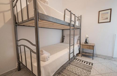 Paralia Dionysiou Apartment | Oceanfront Viny Apartment - Top-Rated Stay in Halkidiki