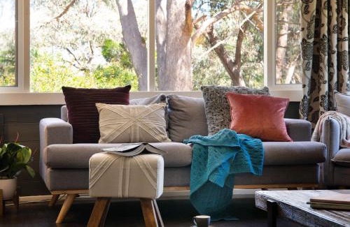 Hepburn Springs House | Viola: Pet-Friendly Retreat with 4-Star Comfort & Quality