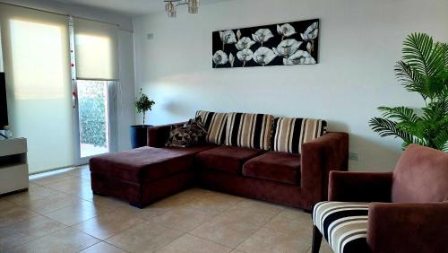 Neuquen Apartment | Top-Rated VioletasNeuquen: Family-Friendly with Kitchen Access