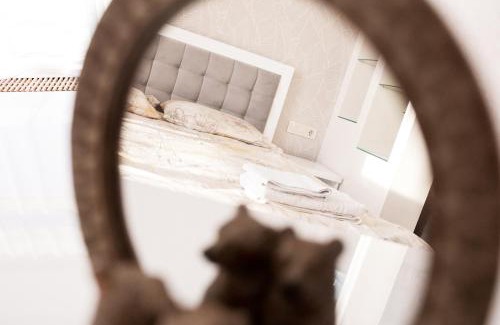 Yavory Apartment | Elegant Apartment Near Naукова with Waterpark Access