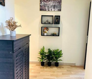 Deira Hotel | VIP Accommodation - Ladies Only