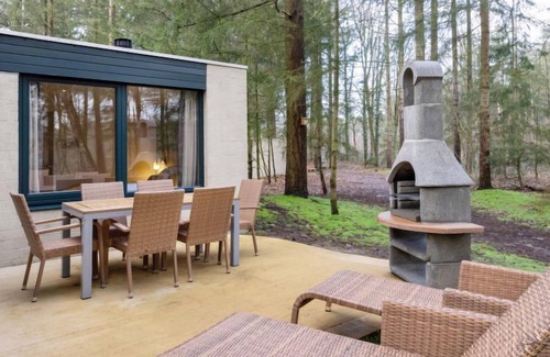 Heijen House | Relaxing Getaway at VIP Cottage by Interhome with Spa & Pool