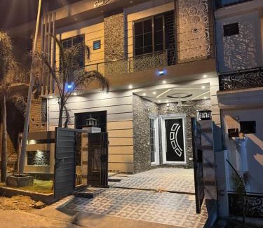 Mirpur House | Family-Friendly Stays at Vip Homes Jhelum