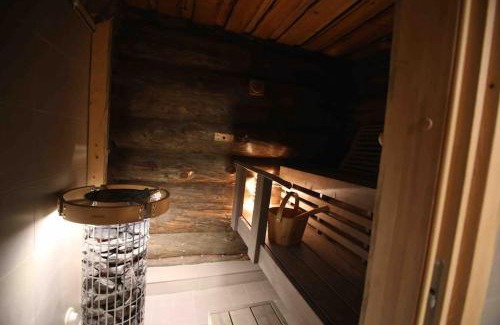 Lampivaara Apartment | Elegant VIP Luostonkehto: Ocean View & Spa Bliss