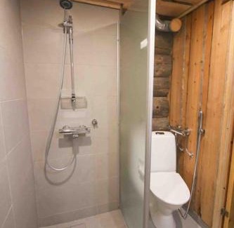Lampivaara Apartment | Elegant VIP Luostonkehto: Ocean View & Spa Bliss