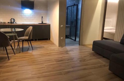 Svalyava Apartment | Discover Vip Sadyba Svalyava Apartment: 4-Star Oceanfront Retreat