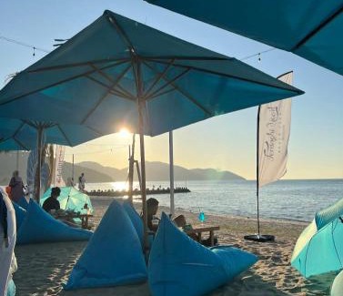 Batu Ferringhi Apartment | Seaview Resort VIP Suite: Family-Friendly Comfort in Batu Ferringhi