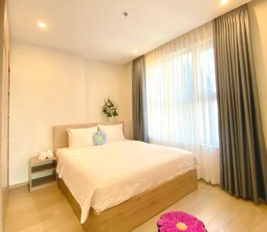 Thang Tam Apartment | Exclusive VIP The Sóng Apartment Steps from the Beach