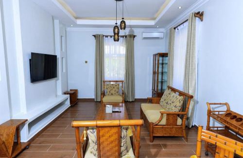 Gede Hotel | Relaxing Vipingo Beach Resort with Pool and Spa Amenities