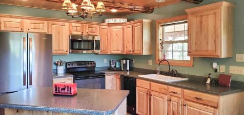 Glendale House | Family-Friendly Virgin River Retreat near Zion & Bryce