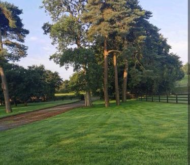 Killinkere Bed & Breakfast | Guest Rated Virginia House with Breakfast & Hot Tub Access