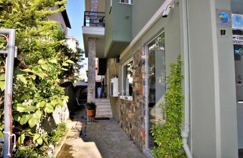 Olymbiaki Akti House | Pet-Friendly Virginia Rooms with a 9.7/10 Guest Rating