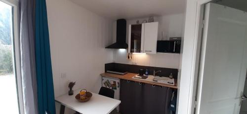 Saint-Leger-les-Vignes House | Oceanfront Retreat at Yann & Virginie, Rated 9.7/10
