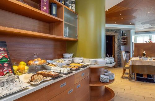 Cagno Hotel | Pet-Friendly Retreat at Viridis Hotel with Top Guest Ratings